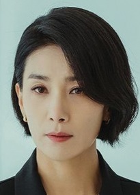 ドラマ「MINE」主演の女優 キム・ソヒョン（キムソヒョン、1973）インスタグラム、プロフィール
